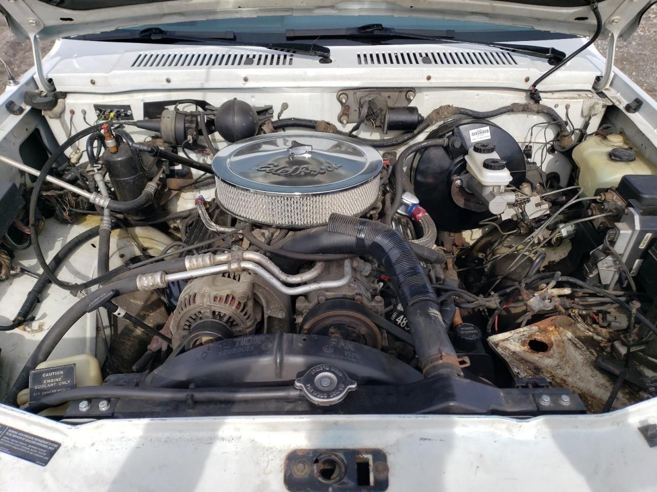 エンジンカバー 1996-1999 Dodge Dakotaのエンジンタイミング