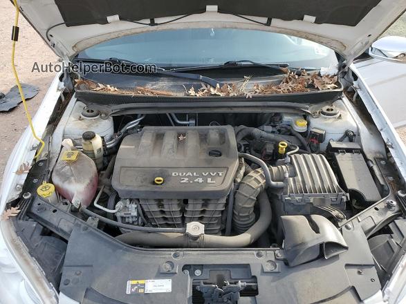 2014 Chrysler 200 Lx Белый vin: 1C3CCBAB2EN141893