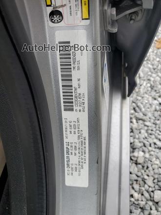 2014 Chrysler 200 Limited Silver vin: 1C3CCBCG8EN157007