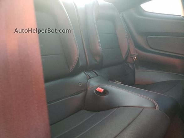 2020 Ford Mustang  Red vin: 1FA6P8TH1L5129237