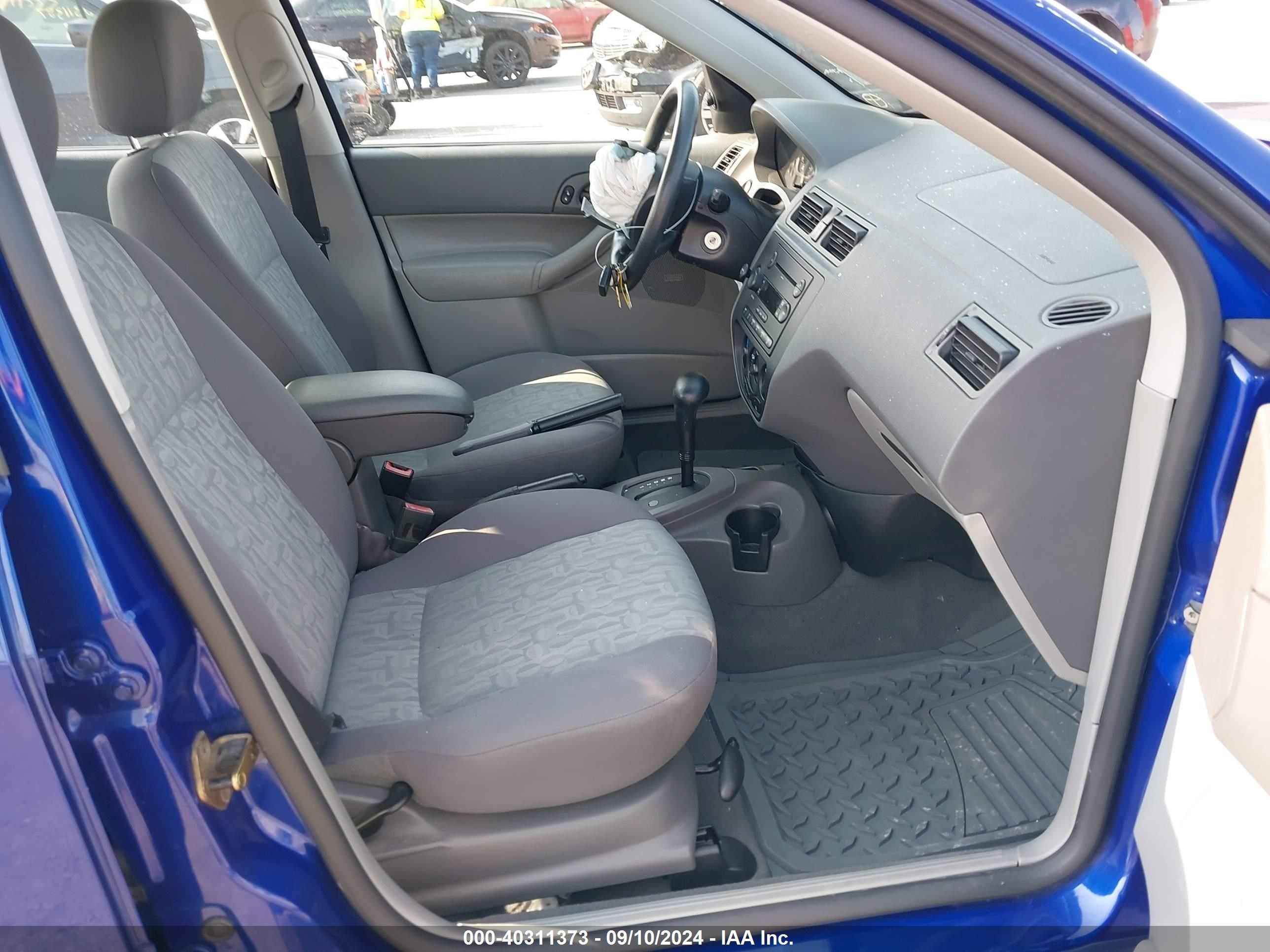 Price & History 2005 Ford Focus Zx4 2.0l I-4 Dohc, 136hp vin