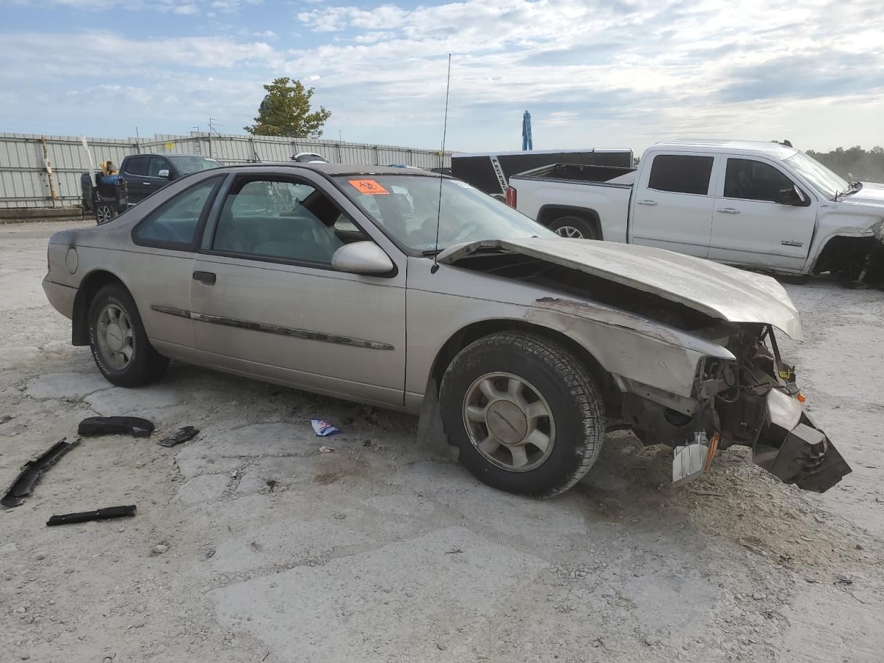Price & History 1995 Ford Thunderbird Lx 3.8l 6 vin