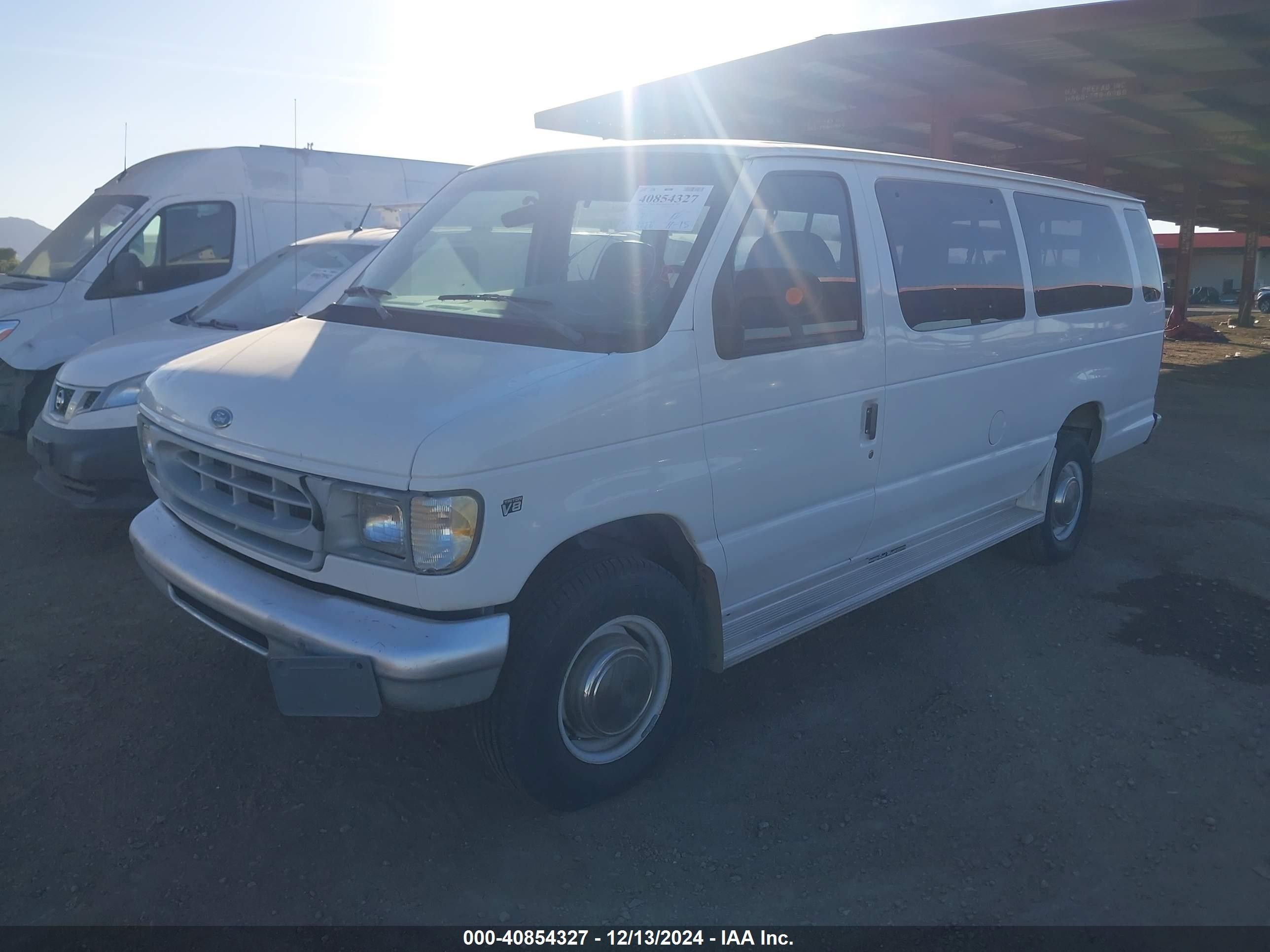 Price History 1998 Ford Super Club Wagon Xl/xlt V-8 235hp