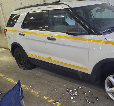 2018 Ford Explorer   vin: 1FM5K8B82JGB60192