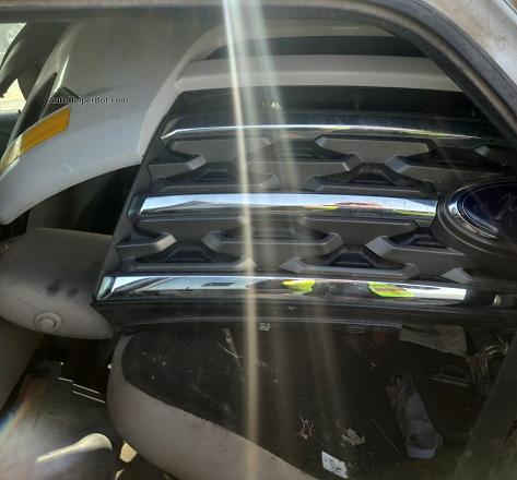 2018 Ford Explorer   vin: 1FM5K8B82JGB60192