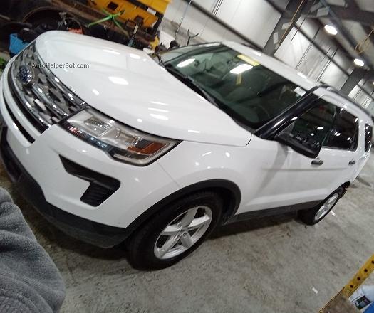 2018 Ford Explorer   vin: 1FM5K8B85JGC45107