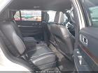 2018 Ford Explorer Platinum Cream vin: 1FM5K8HT5JGA24019