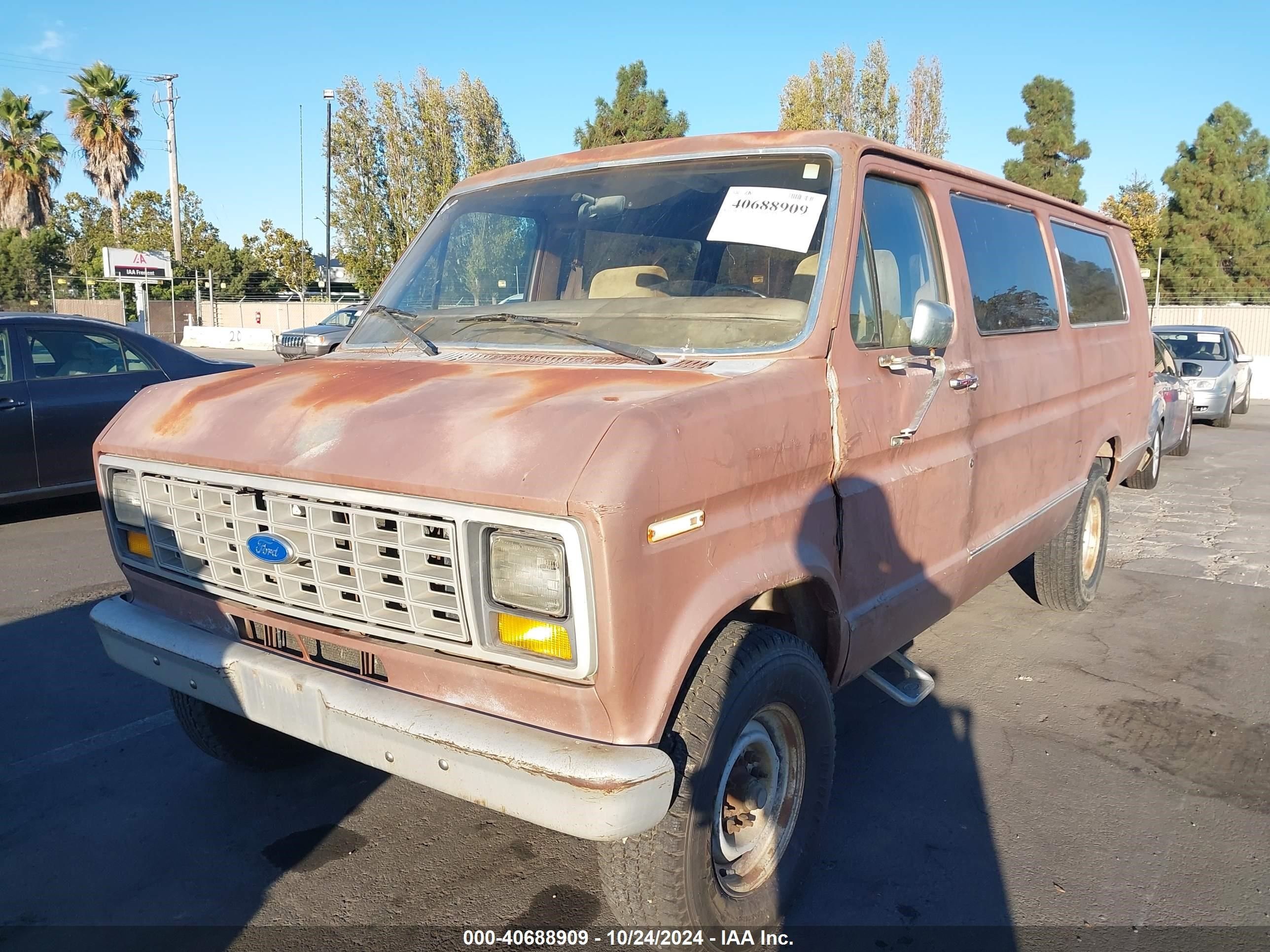 Price History 1989 Ford Econoline E250 Super Duty Van V8 Fi