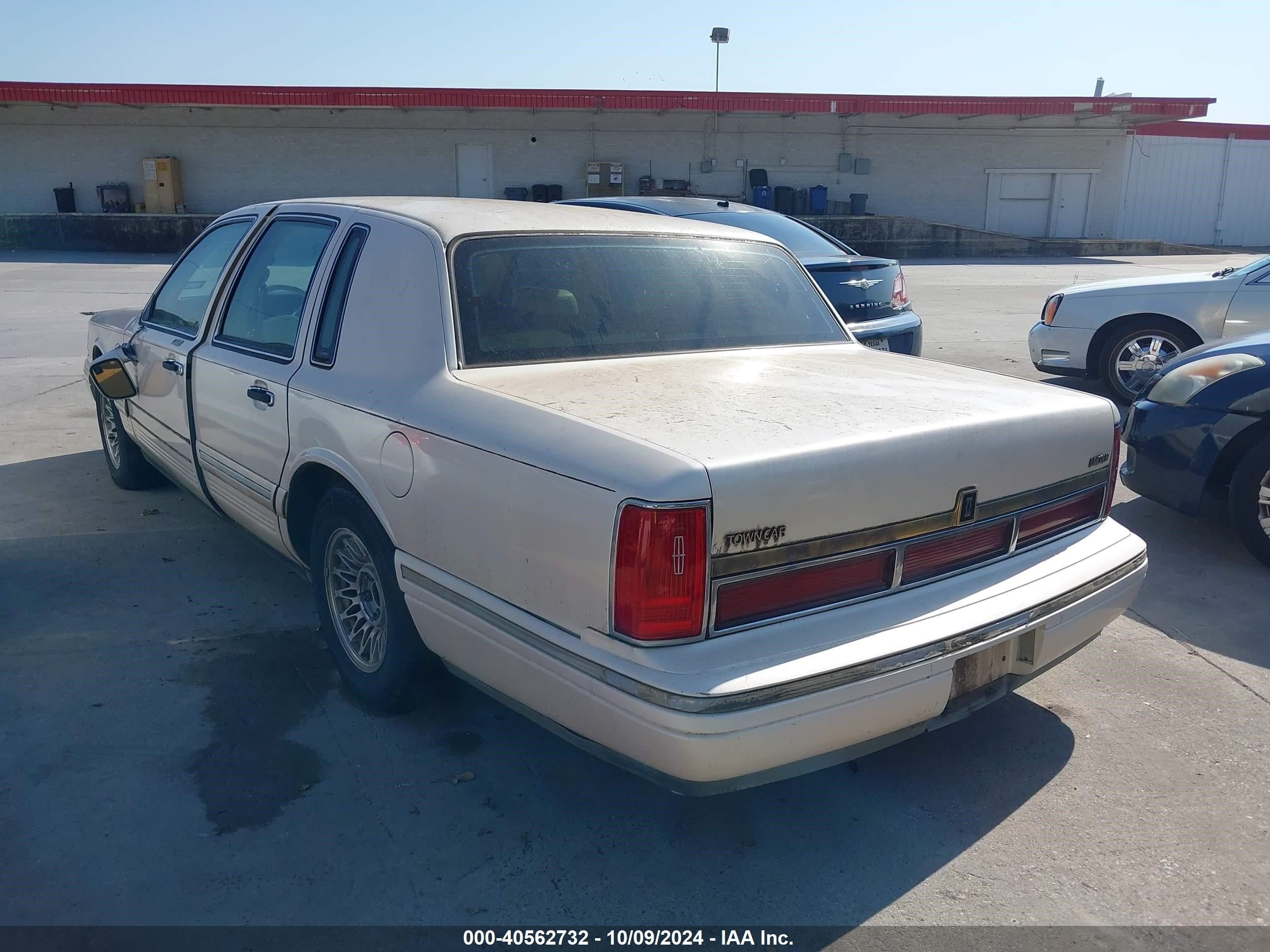◯ルリア Price & History 1995 Lincoln Town Car Cartier 4.6l V8 Fi Ohv