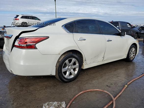 2015 Nissan Altima 2.5 White vin: 1N4AL3AP4FC190326