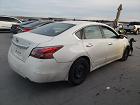 2015 Nissan Altima 2.5 White vin: 1N4AL3AP7FC193298