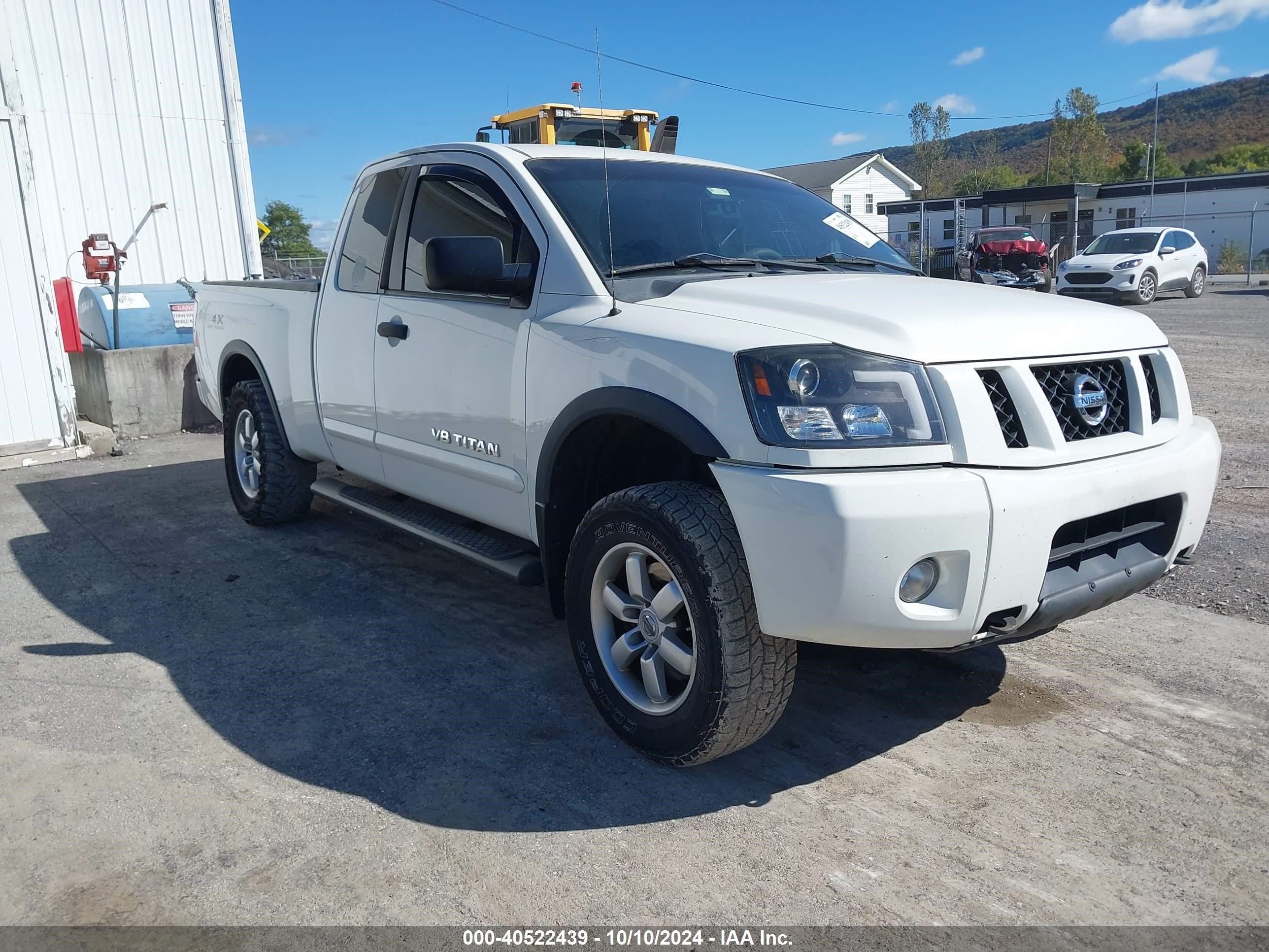 Price &amp; History 2011 Nissan Titan Pro-4x 5.6l V-8 Dohc, Vvt, 317hp 