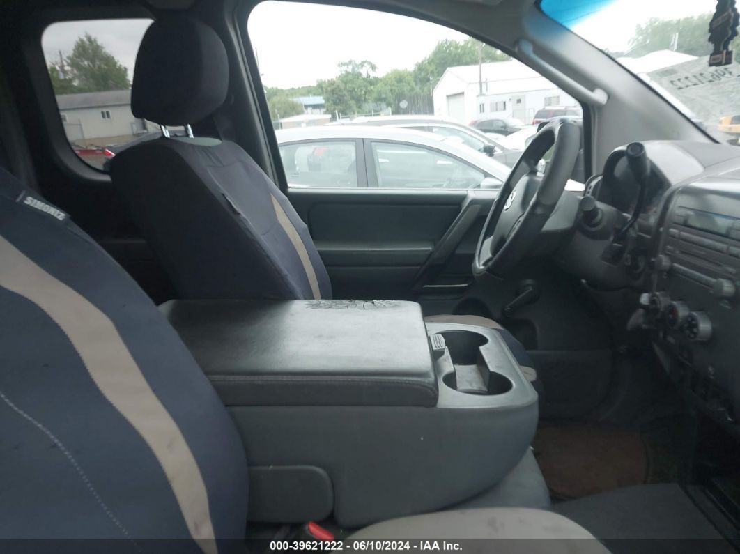 Price & History 2006 Nissan Titan Xe 5.6l V-8 Dohc, 305hp