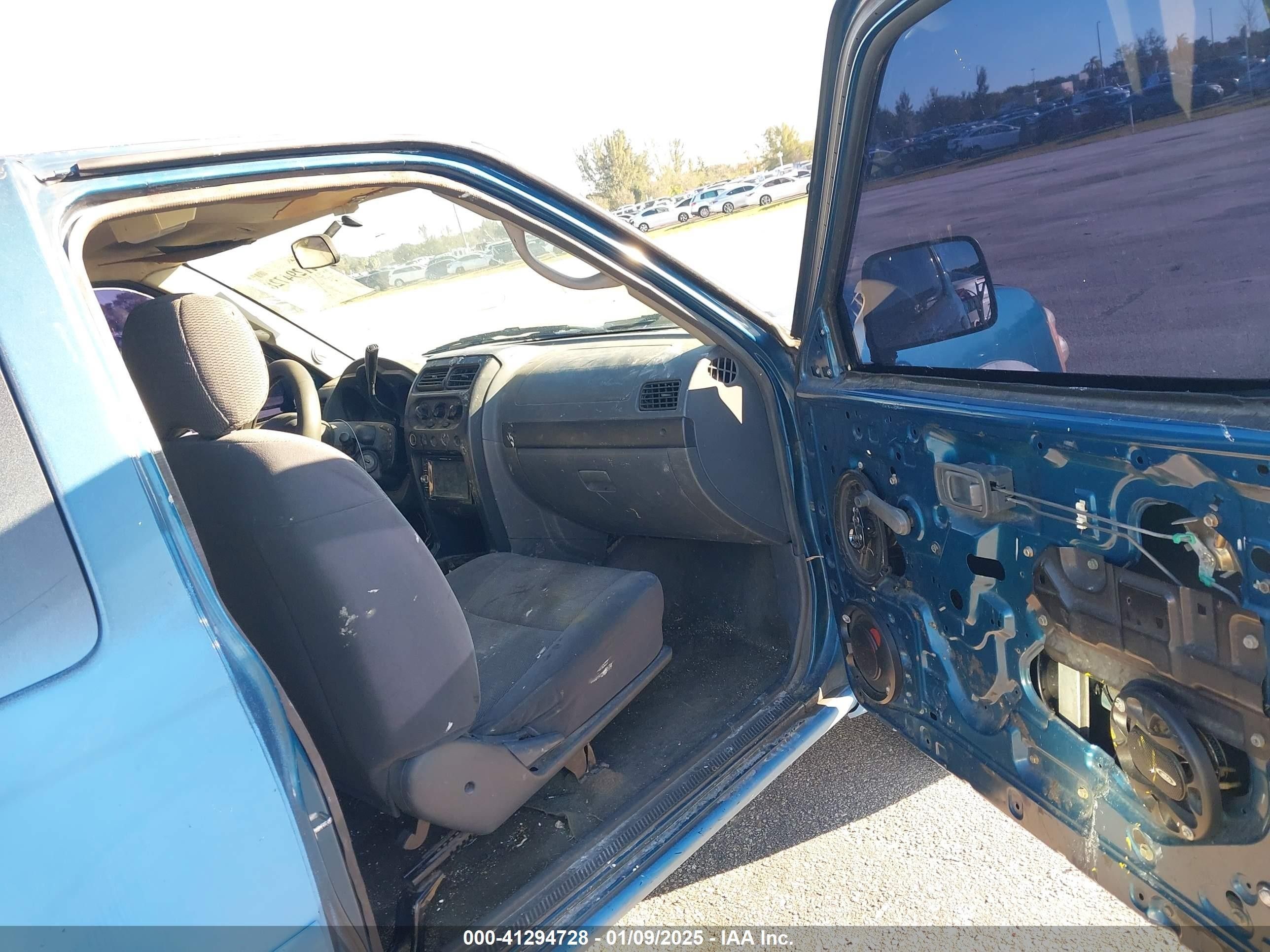 Price & History 2002 Nissan Frontier Xe 2.4l I-4 Dohc, 143hp vin