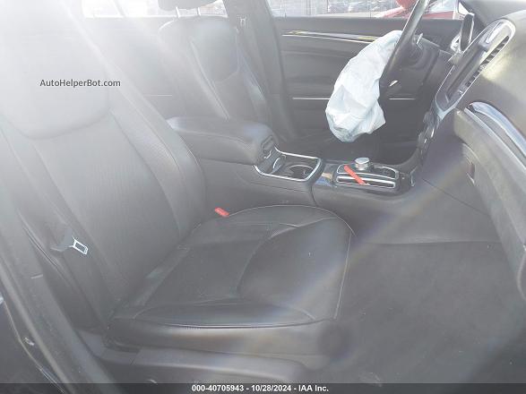 2016 Chrysler 300c   Black vin: 2C3CCAET8GH295839