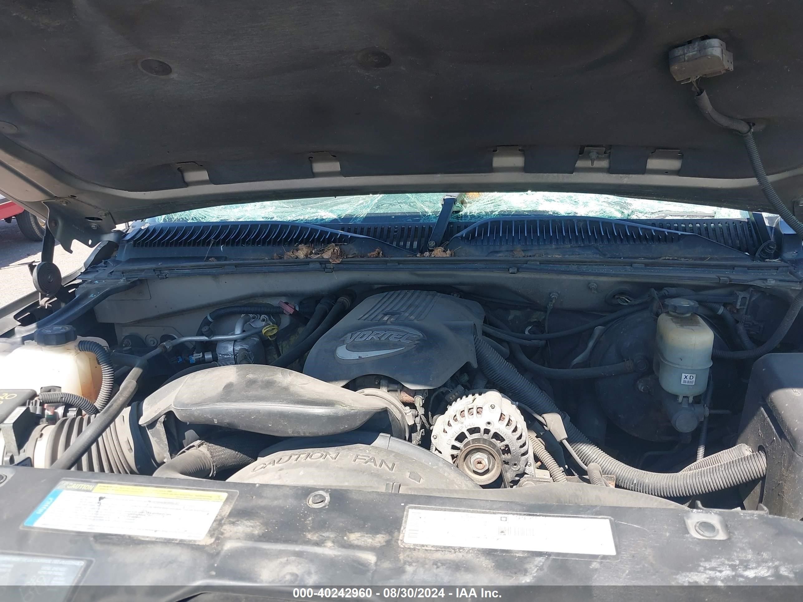 Price \u0026 History 2001 Chevrolet Silverado 1500 Ls 5.3l V-8 285hp vin:  2GCEK19TX11365651 | AutoHelperBot, image size:2576x1932