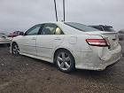 2011 Toyota Camry Base White vin: 4T1BF3EK8BU589468