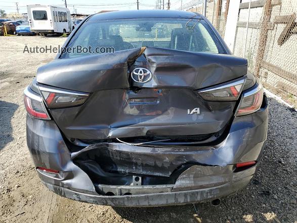 2018 Toyota Yaris Ia  Gray vin: 3MYDLBYV0JY315426