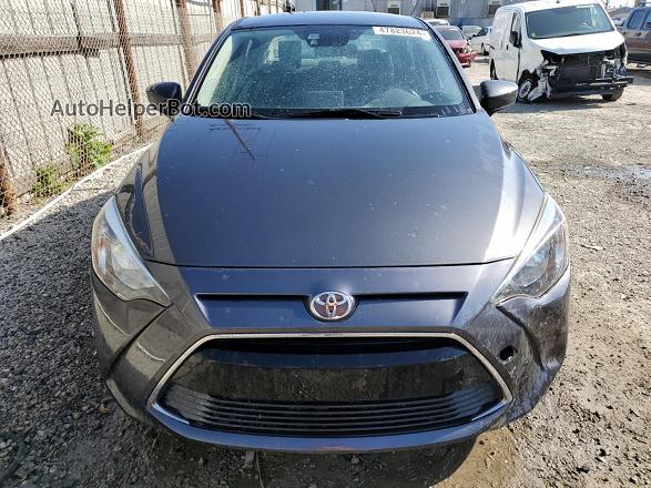 2018 Toyota Yaris Ia  Gray vin: 3MYDLBYV0JY315426