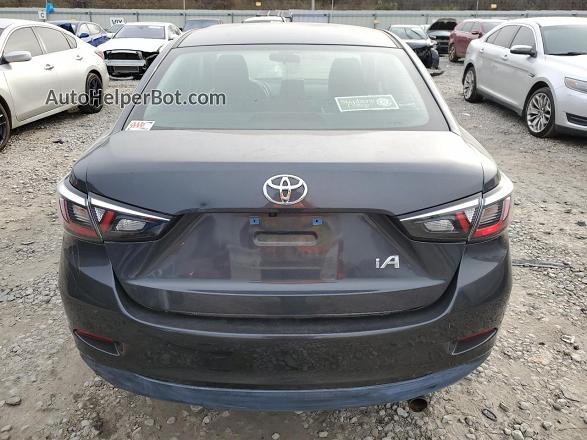 2018 Toyota Yaris Ia  Gray vin: 3MYDLBYV0JY329925
