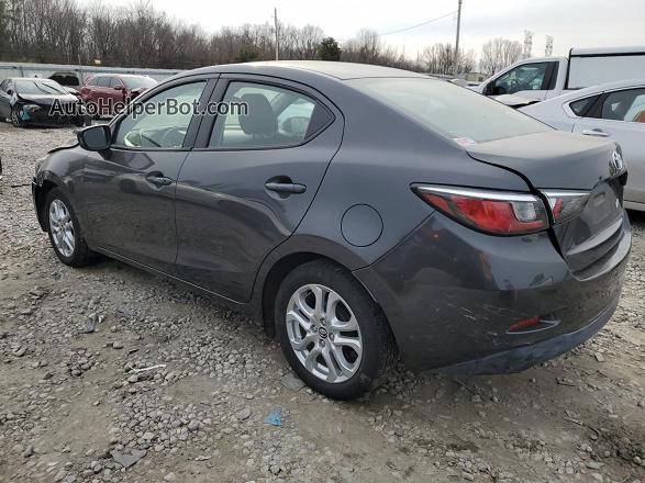 2018 Toyota Yaris Ia  Gray vin: 3MYDLBYV0JY329925