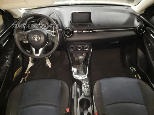 2018 Toyota Yaris Ia  White vin: 3MYDLBYV1JY302930