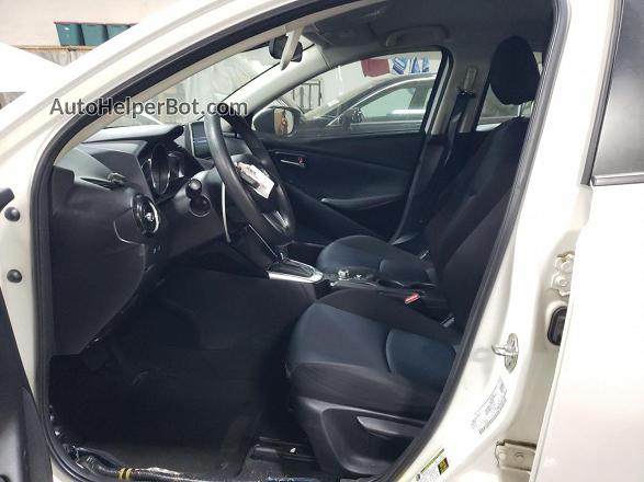 2018 Toyota Yaris Ia  White vin: 3MYDLBYV1JY302930