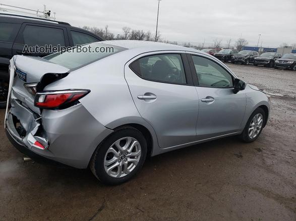 2018 Toyota Yaris Ia  Silver vin: 3MYDLBYV1JY327035