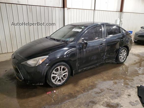 2018 Toyota Yaris Ia  Black vin: 3MYDLBYV3JY305215