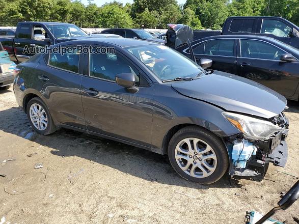 2018 Toyota Yaris Ia  Charcoal vin: 3MYDLBYV3JY319583