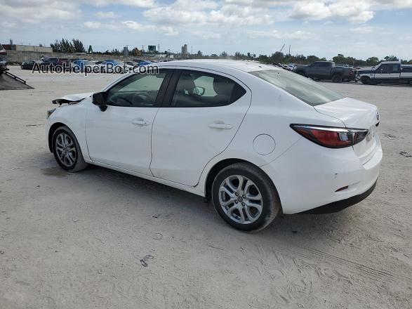 2018 Toyota Yaris Ia  White vin: 3MYDLBYV4JY309693