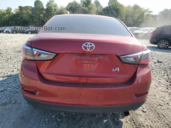 2018 Toyota Yaris Ia  Red vin: 3MYDLBYV5JY311730