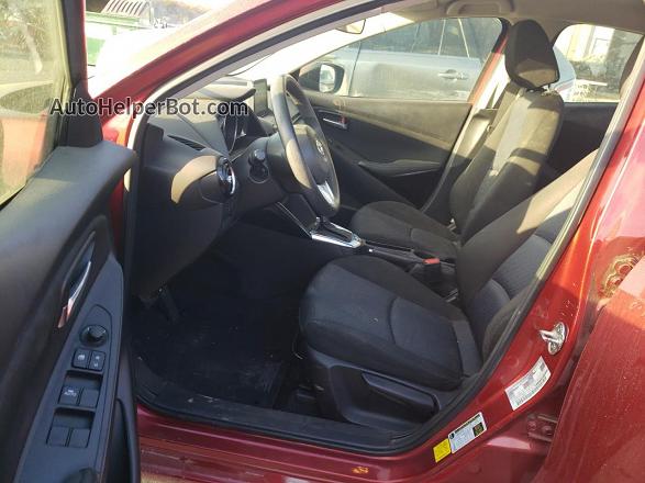 2018 Toyota Yaris Ia  Red vin: 3MYDLBYV5JY318578