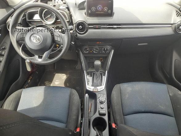 2018 Toyota Yaris Ia  Red vin: 3MYDLBYV8JY322110