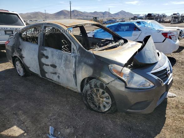 2017 Nissan Versa S Серый vin: 3N1CN7AP8HL809377