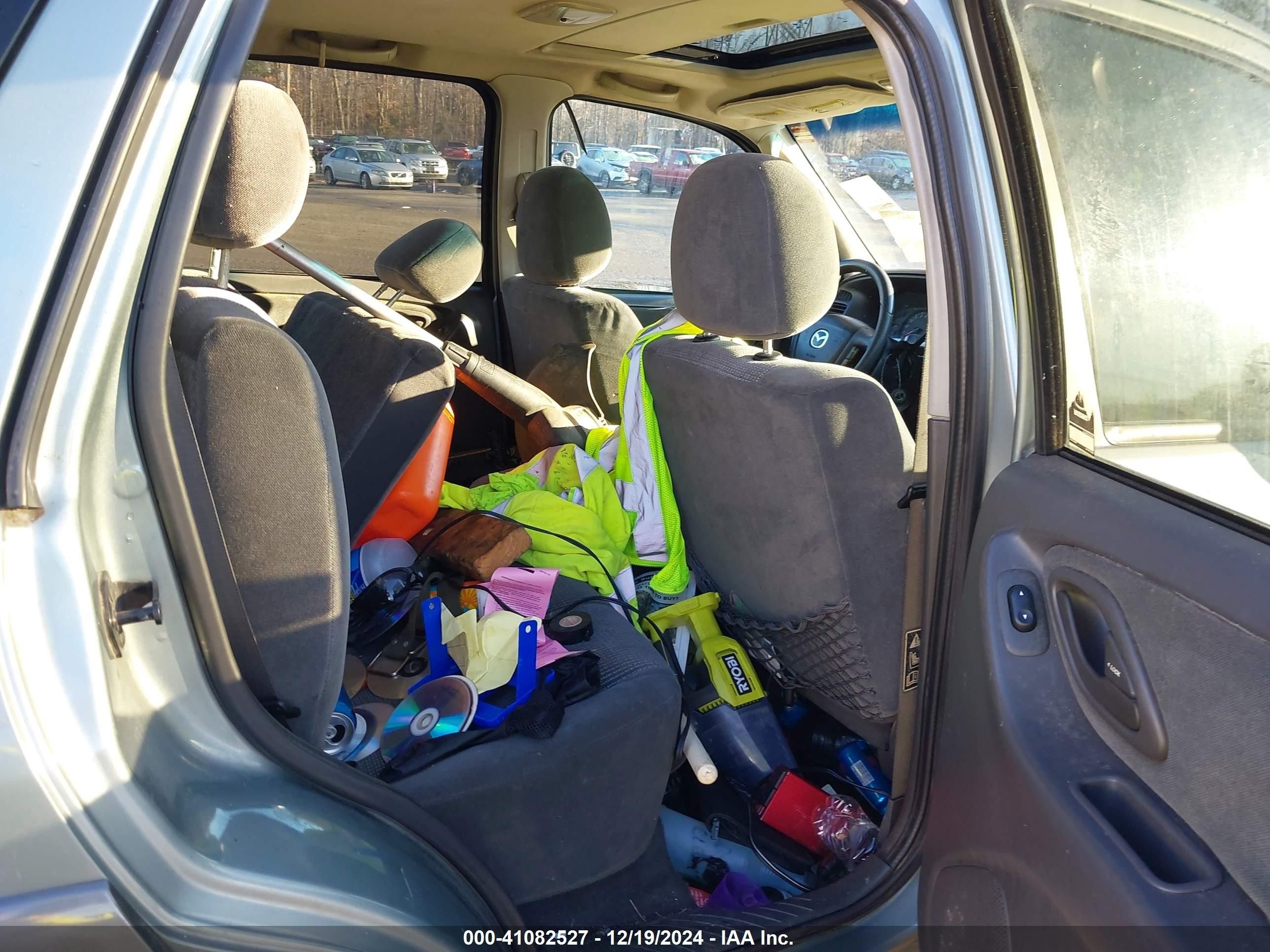 Price & History 2003 Mazda Tribute Lx V6 3.0l V-6 Dohc, 200hp vin