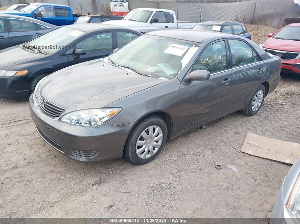 2005 Toyota Camry Le Blue vin: 4T1BE30KX5U955784