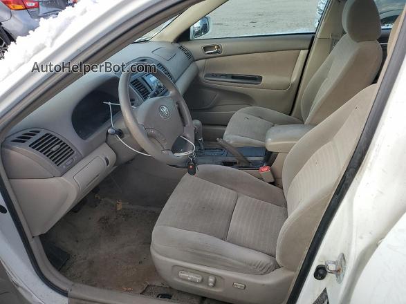 2005 Toyota Camry Le White vin: 4T1BE32K55U549621