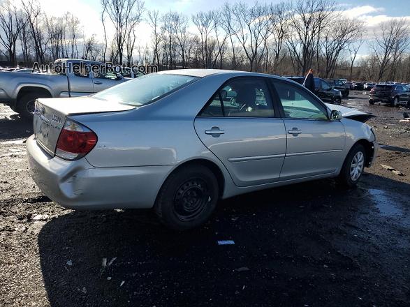 2005 Toyota Camry Le Silver vin: 4T1BE32K65U409884