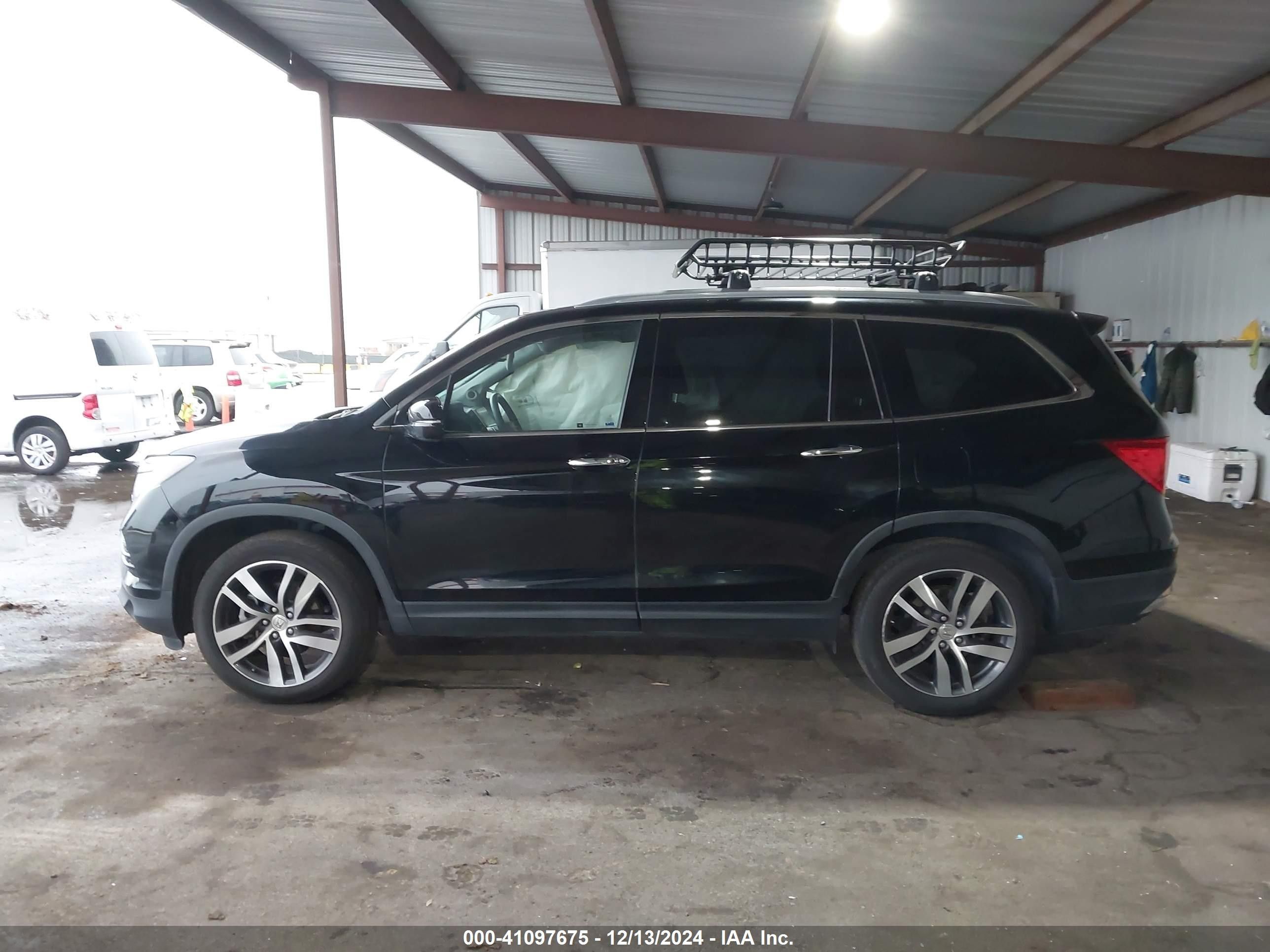 2017 Honda Pilot Touring AWD | Review - YouTube