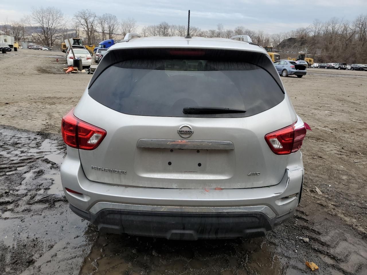 Price & History 2018 Nissan Pathfinder S 3.5l 6 vin