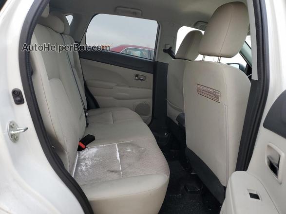 2017 Mitsubishi Outlander Sport Es White vin: JA4AP3AUXHZ005243