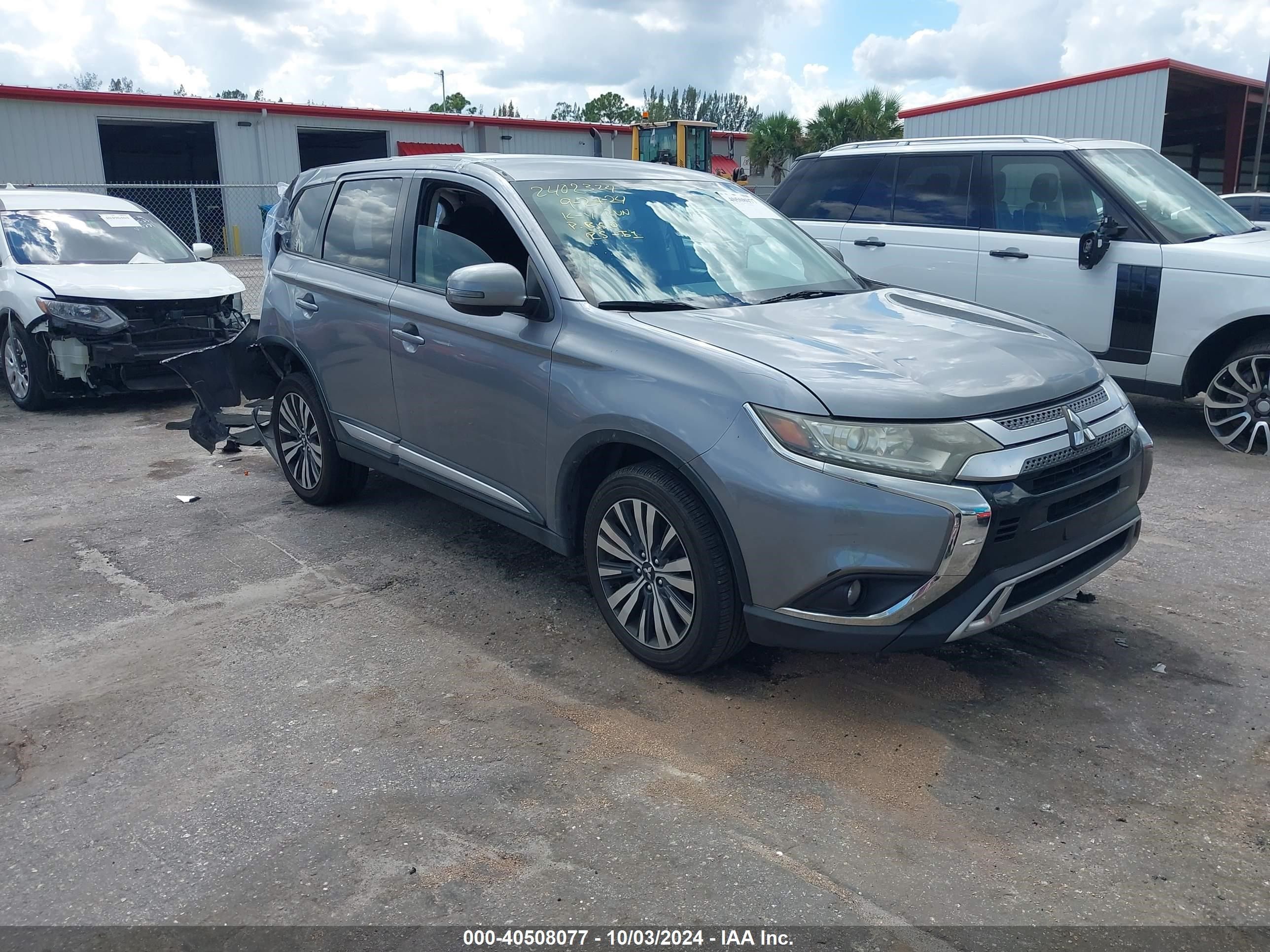 Price & History 2019 Mitsubishi Outlander Se 2.4l I-4 Vvt, 166hp