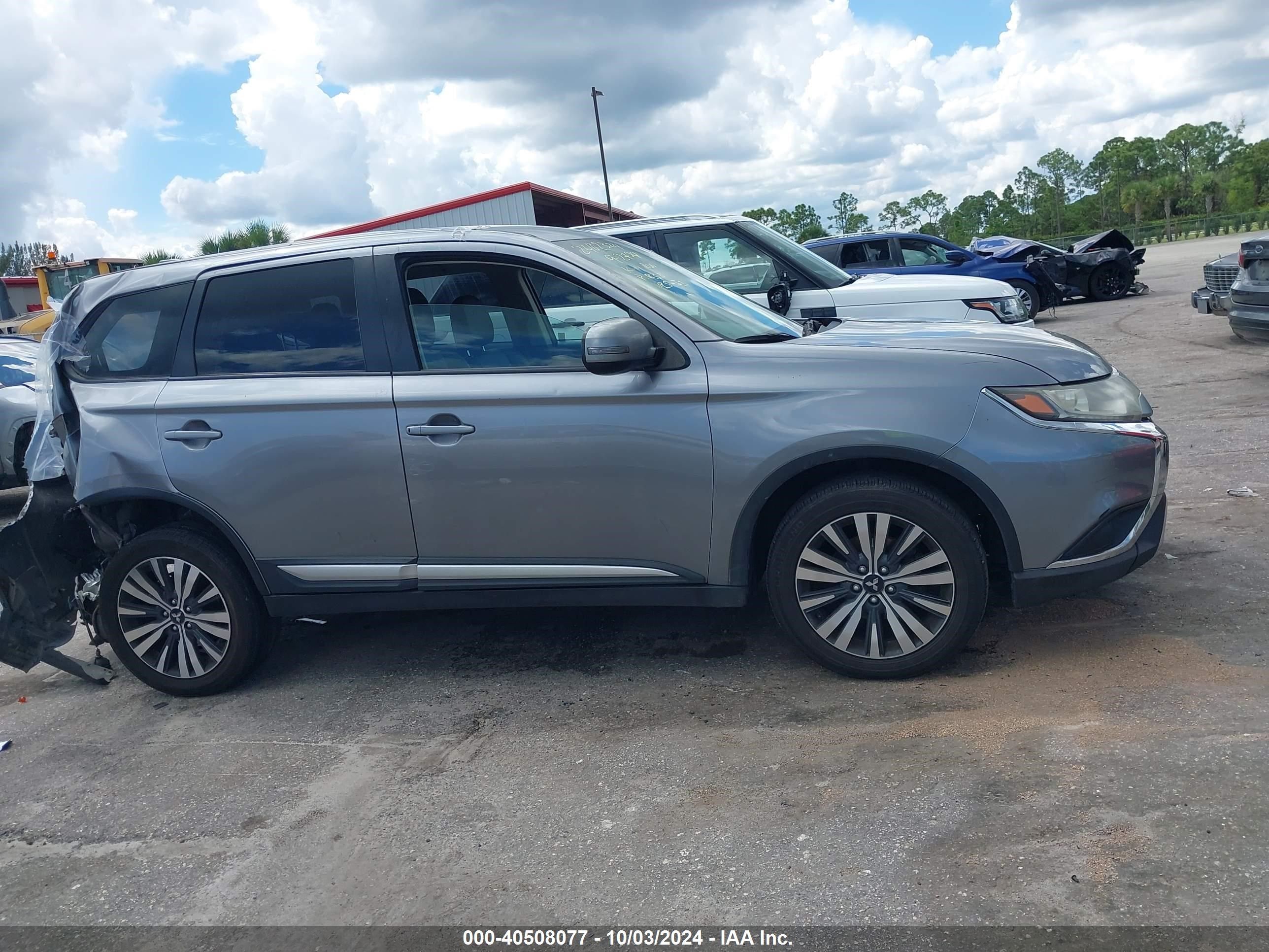 Price & History 2019 Mitsubishi Outlander Se 2.4l I-4 Vvt, 166hp