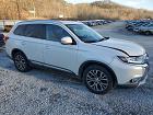 2017 Mitsubishi Outlander Se White vin: JA4AZ3A36HZ012238