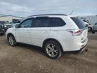 2015 Mitsubishi Outlander Se White vin: JA4AZ3A38FZ001965