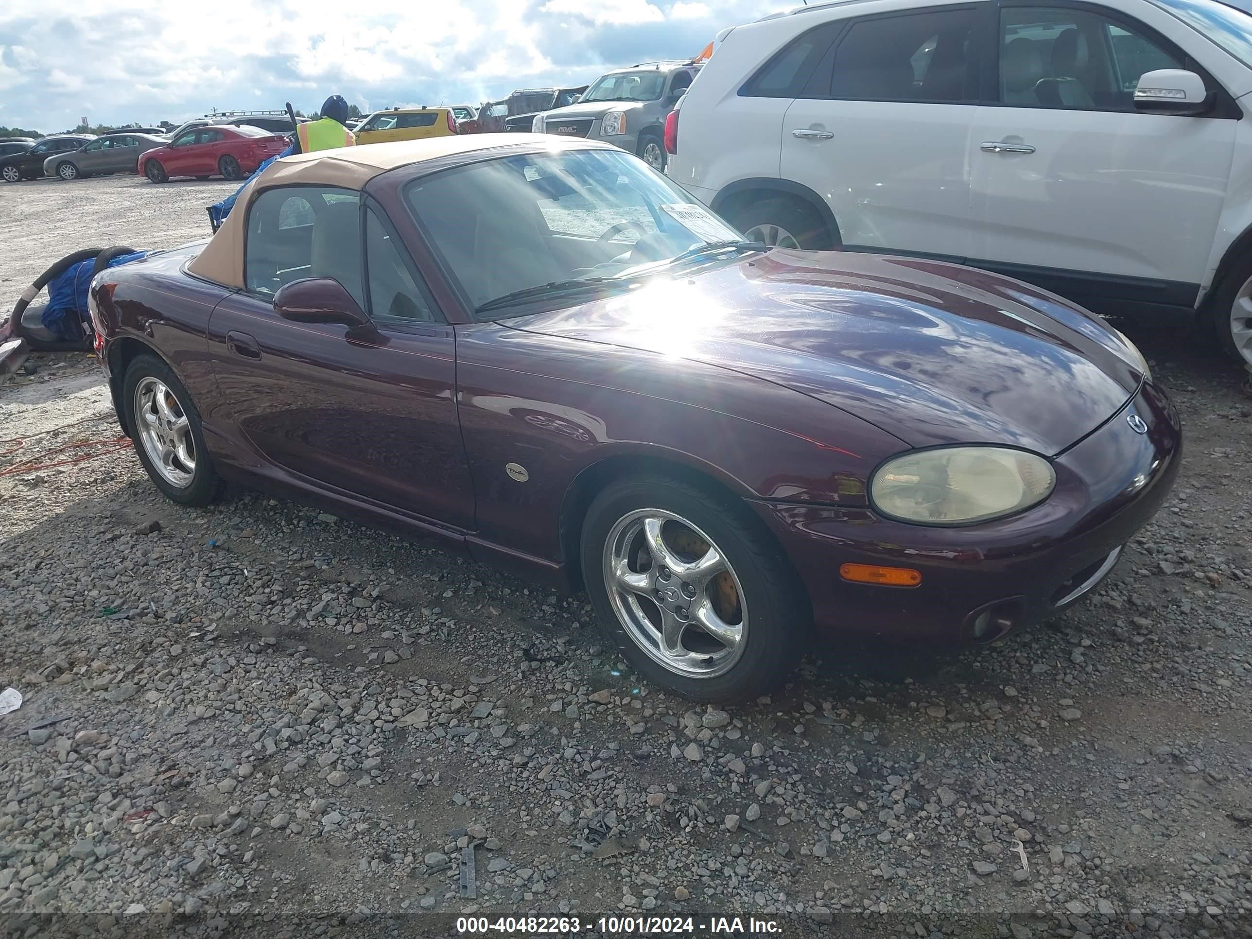 Price & History 2000 Mazda Mx-5 Miata Ls/special Edition 1.8l I-4