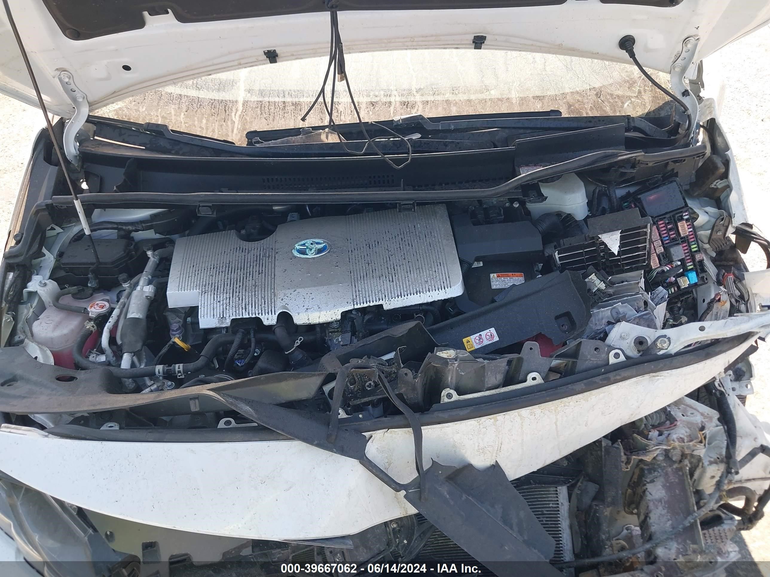 Price & History 2022 Toyota Prius Prime Xle 1.8l I-4 Dohc, Vvt