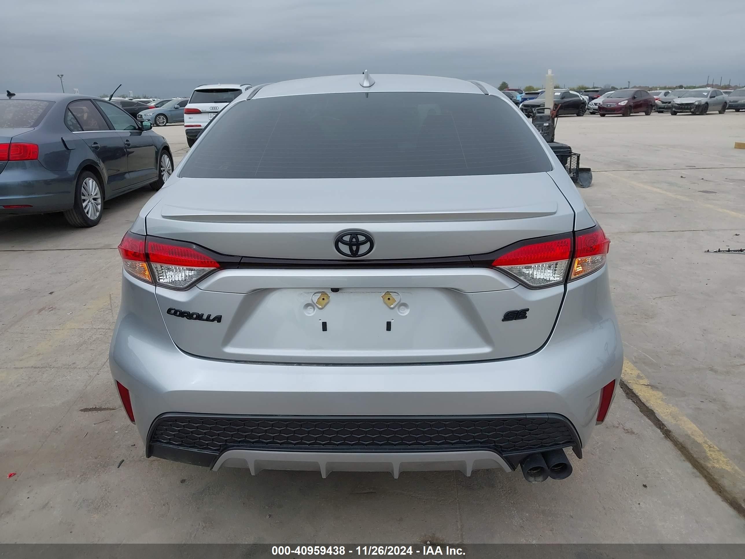 Price & History 2022 Toyota Corolla Se/night Shade 2.0l I4 N vin