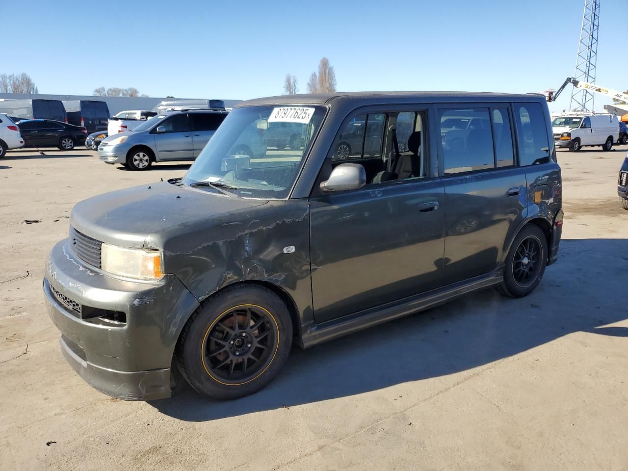 Price & History 2005 Toyota Scion Xb 1.5l 4 vin: JTLKT334150219688